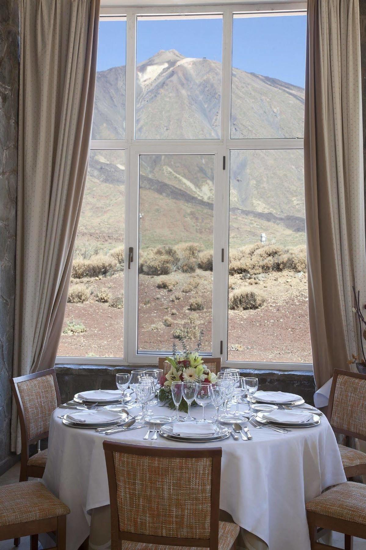 Parador De Las Canadas Del Teide La Orotava Kültér fotó