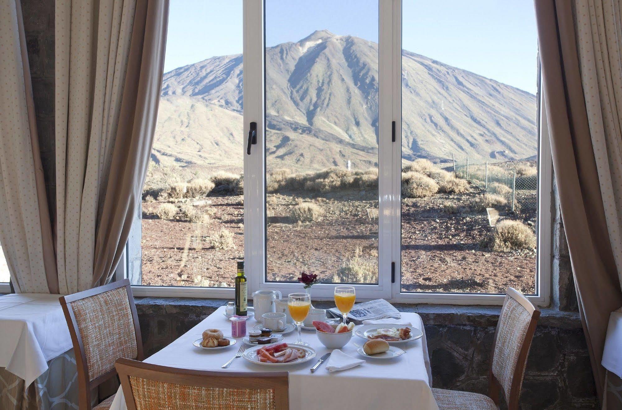 Parador De Las Canadas Del Teide La Orotava Kültér fotó